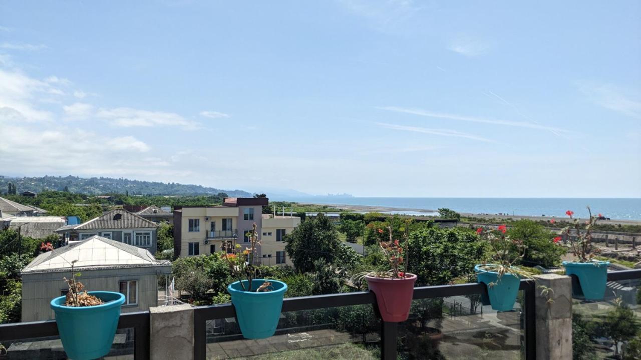 Tirkius House Hotel Кобулети Екстериор снимка